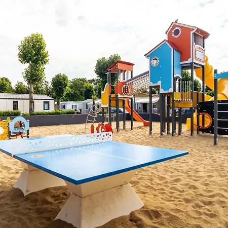 Apv Moncalm Kamp alanı