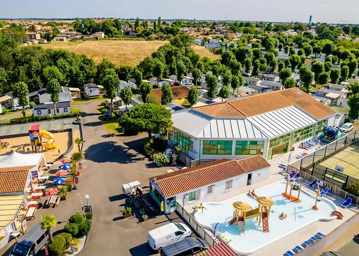 אתר קמפינג Apv Moncalm Angles (Vendee)